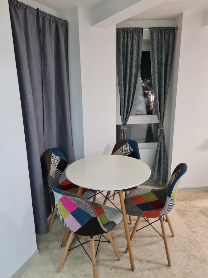 Rengo Residence Targoviste Luaran gambar
